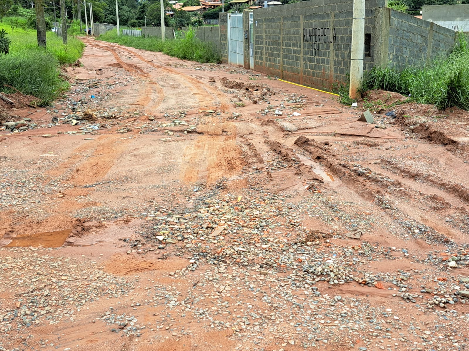 Chuvas castigam as ruas